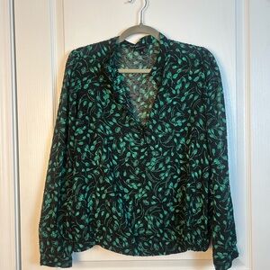 Who What Wear Black and Green Leaf Print Blouse